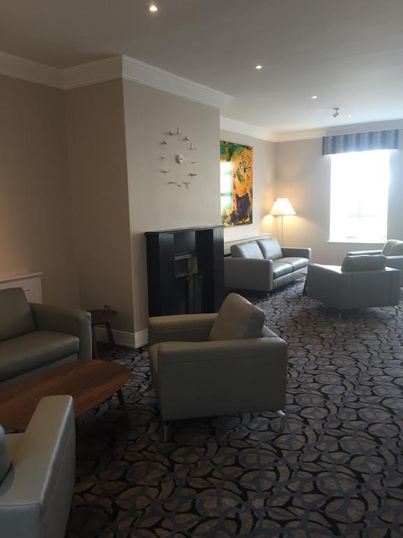 Park Inn By Radisson Shannon Airport Bagian luar foto